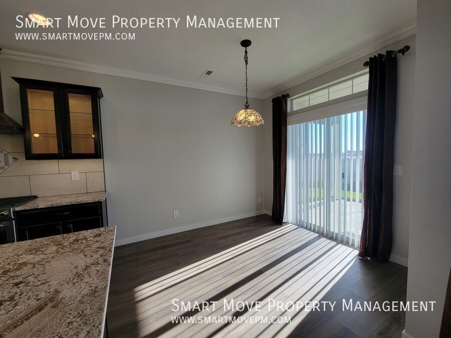 Stunning Meridian 3 bd with flex room. Neighborhood Playground. Move In Credit! property image
